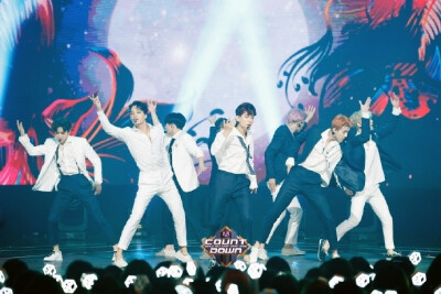 《M！countdown》舞台现场照 EXO The Eve 前夜