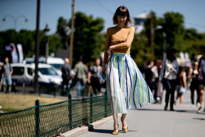 PARIS COUTURE FASHION WEEK STREET STYLE FALL 2017 DAY 3