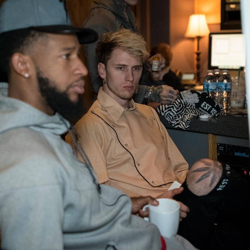 mgk♡