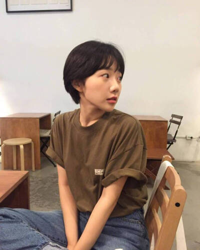 我喜欢的穿搭
敲可爱==