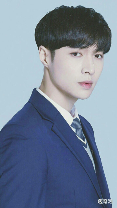 张艺兴，lay