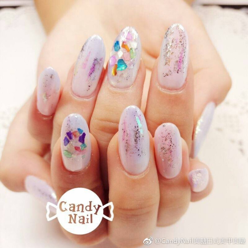 粉色系