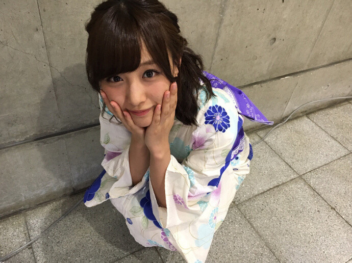 #SKE48# #鎌田菜月#(かまた なつき、1996年8月29日- )，日本女子偶像团体SKE48第6期生、Team E 成员。爱知县出身。 ​​​​