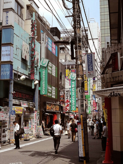 日本 秋叶原 街头拍照取材