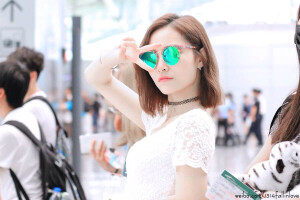 SNH48-许佳琪。
可爱我琪哥.♡