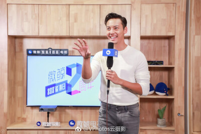 【陈伟霆】【cwt】【陈等等】【William Chan Wai-Ting】 170807 微鲸2周年 未来夜 1920 x 1280 px (图源： 微博@VPhotos云摄影 weibo.com/5745652429/Fg26KE73L)