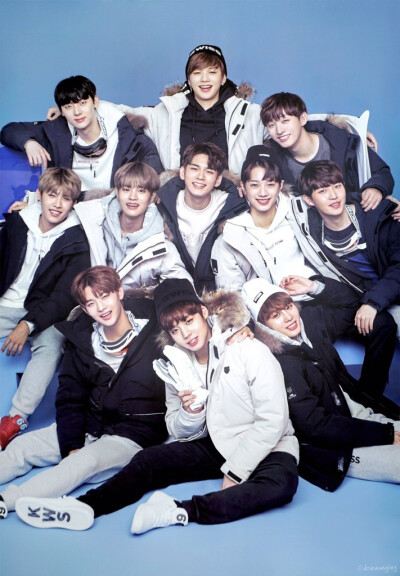 wanna one 尹智圣、河成云、黄旼泫、邕圣祐、金在焕、姜丹尼尔、朴志训、朴佑镇、裴珍映、李大辉、赖冠霖