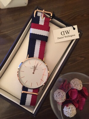 Daniel Wellington 丹尼尔惠灵顿0103DW 男0502DW女 情侣款 现货