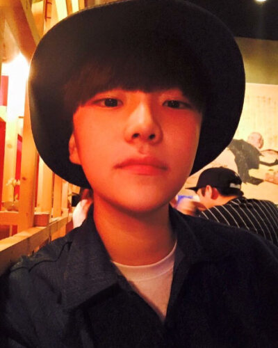 name：lee yoonji男头 捕捉一只可爱的韩国女生
