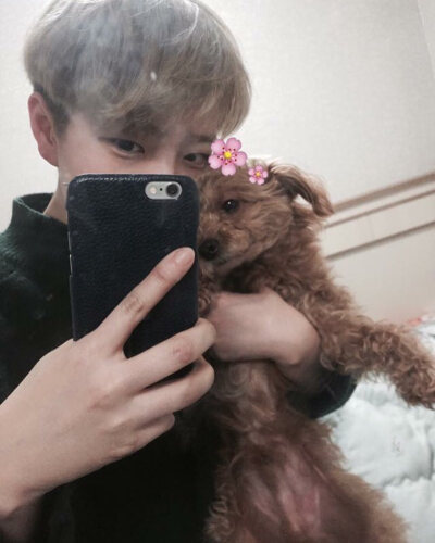 name：lee yoonji男头 捕捉一只可爱的韩国女生
