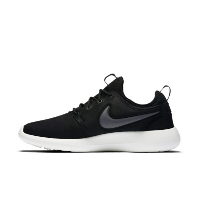 Nike/耐克 NIKE ROSHE TWO 男子运动休闲鞋 844656