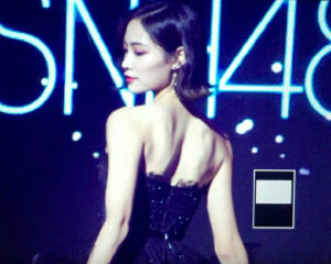 SNH48-许佳琪。
可爱我琪哥.♡