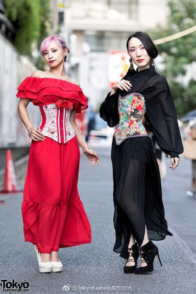 Rin and Asarco, 搭配：Handmade Japanese Corsets by Unisex Peanuts on the Street 