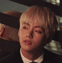 ◤防弹少年团 BTS 金南俊 金硕珍 闵玧其 郑号锡 朴智旻 金泰亨 田柾国 GIF cr自爱豆◢ 啊啊啊啊这是我老公不准抢！！！