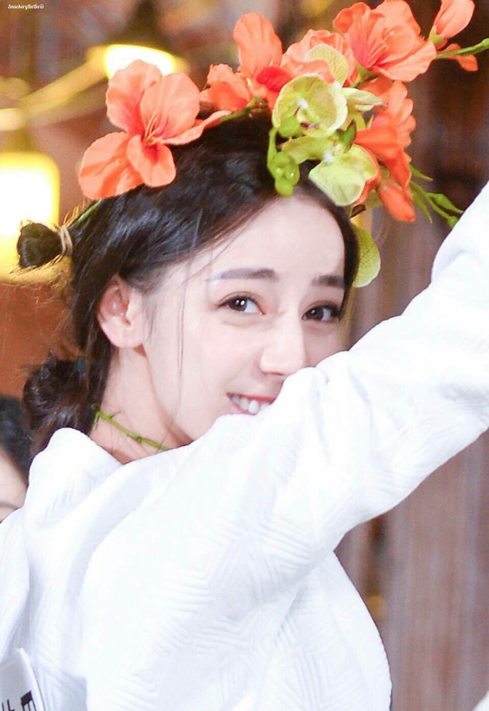 花姑娘
迪丽热巴