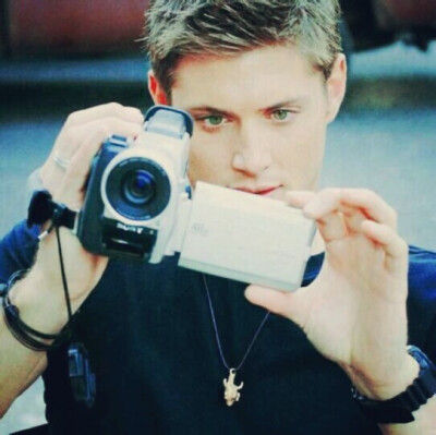 Jensen Ackles （拍我!!!!!!拍我!!!!!