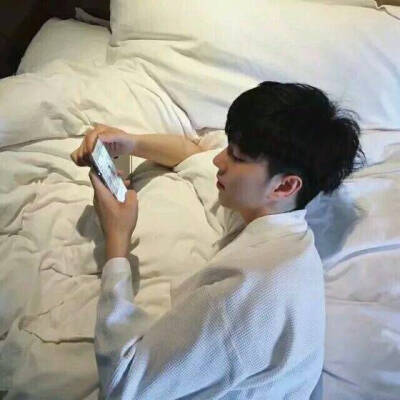 ♡七安 男头
from.眉心有颗美人痣