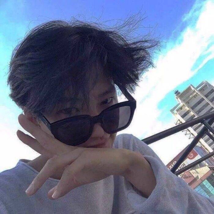 ♡七安 男头
from.眉心有颗美人痣