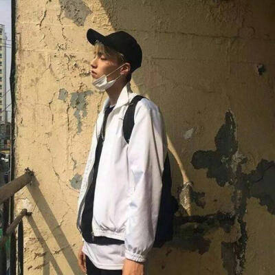 ♡七安 男头
from.眉心有颗美人痣