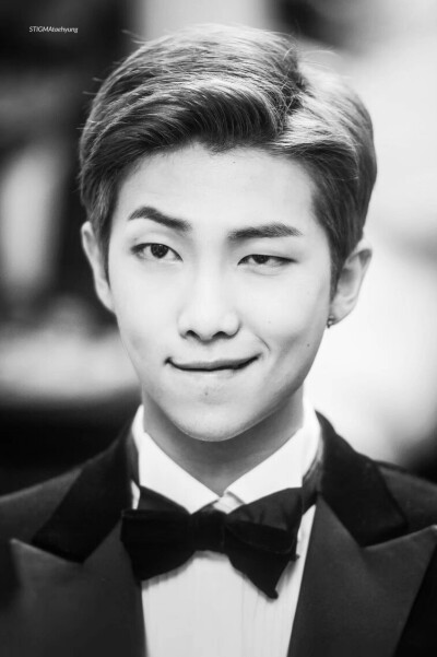 金南俊 Rap monster