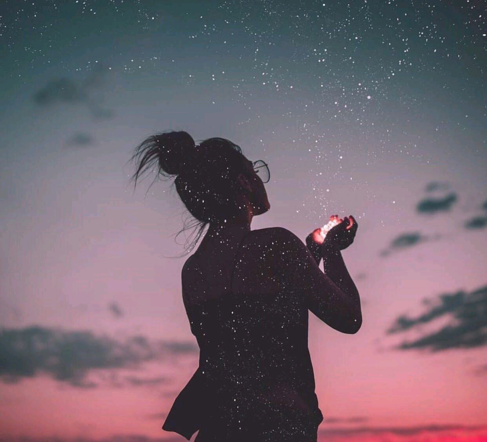 星空 眼镜 女孩