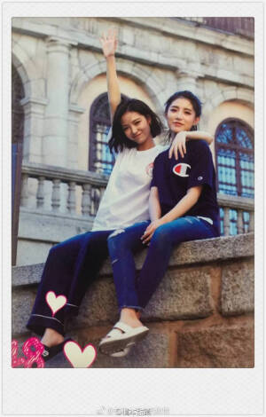 SNH48-许佳琪。
可爱我琪哥.♡