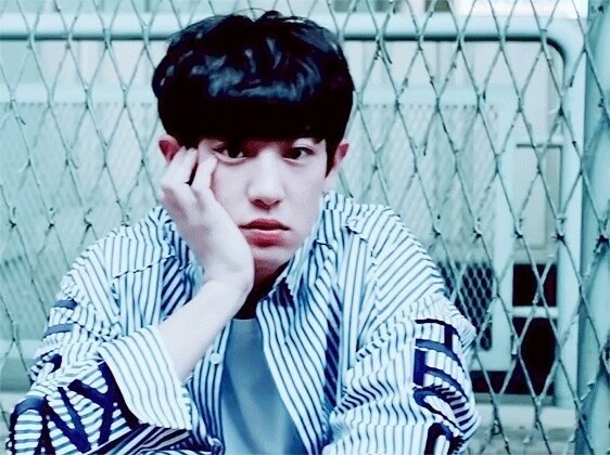 朴灿烈 “你觉得我怎么样？” CHANYEOL