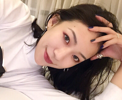 玩网女头 高冷 酷