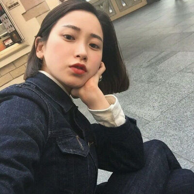 韩国玩网女头 短发控 气质