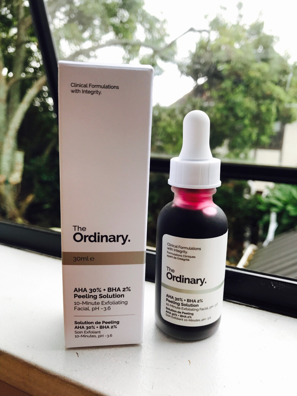 the ordinary AHA30%+BHA2% peeling solution 