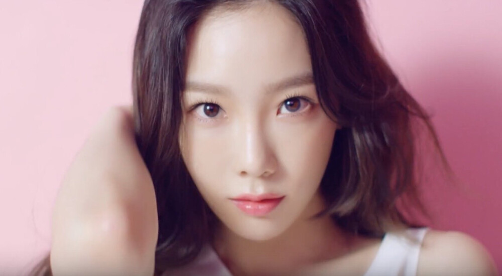 金泰妍 Taeyeon #芭妮兰dear PINK_30sec 