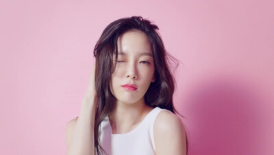 金泰妍 Taeyeon #芭妮兰dear PINK_30sec 