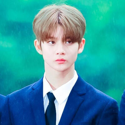 裴珍映 裴振英 小狼 wannaone 头像 by-cyy