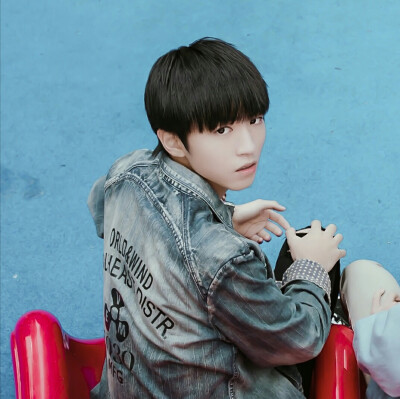 自截#易烊千玺王俊凯#情头#凯玺#千凯#凯千#TFBOYS#情头
抱图点赞谢谢。