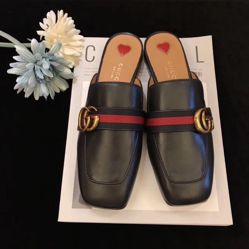 Gucci 经典拖鞋