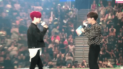 ❤️markson❤️
170821 LA KCON
cr：bbgot7trash
