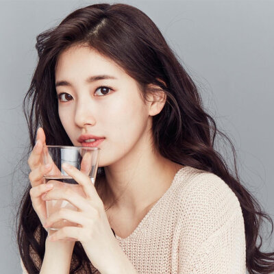 裴秀智Suzy