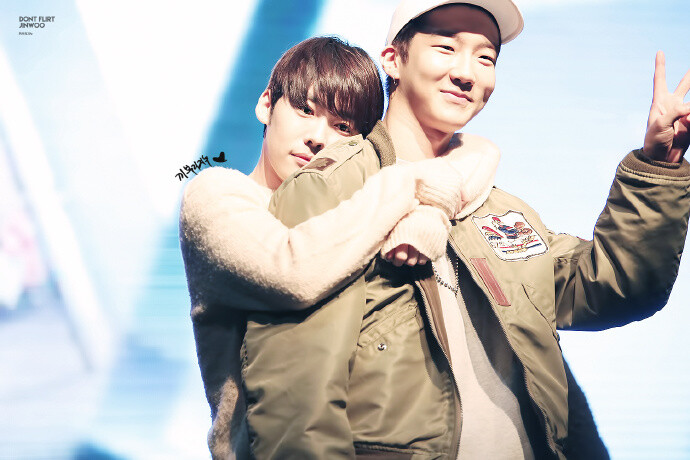 winner##winner1stcomeback# 160213大田签售#李胜勋##金振宇# 敢