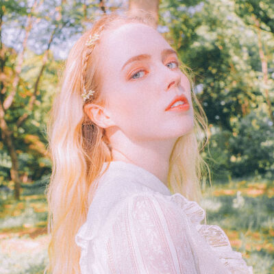 “翩若惊鸿，婉若游龙”