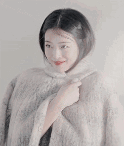 崔雪莉Sulli / 韩国女歌手、演员、主持人 / 拿图收藏点赞