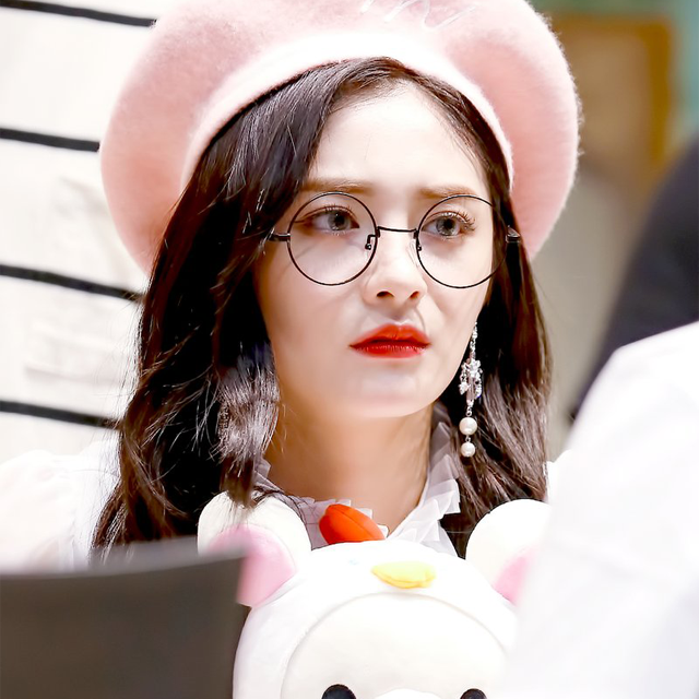 【图源Tumblr/禁二/爱豆icons】
# 周洁琼Pinky #1216 #Pristin