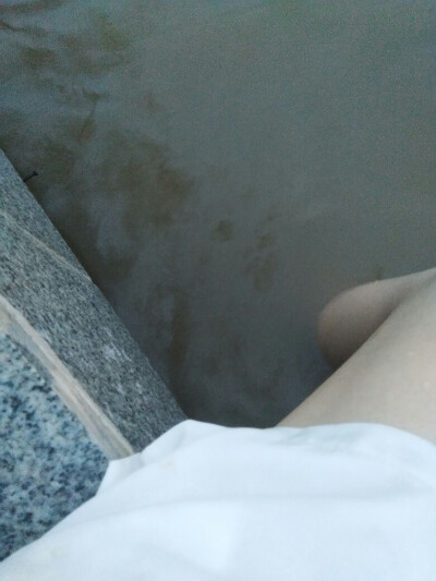 突然觉得自己晕水……奇葩