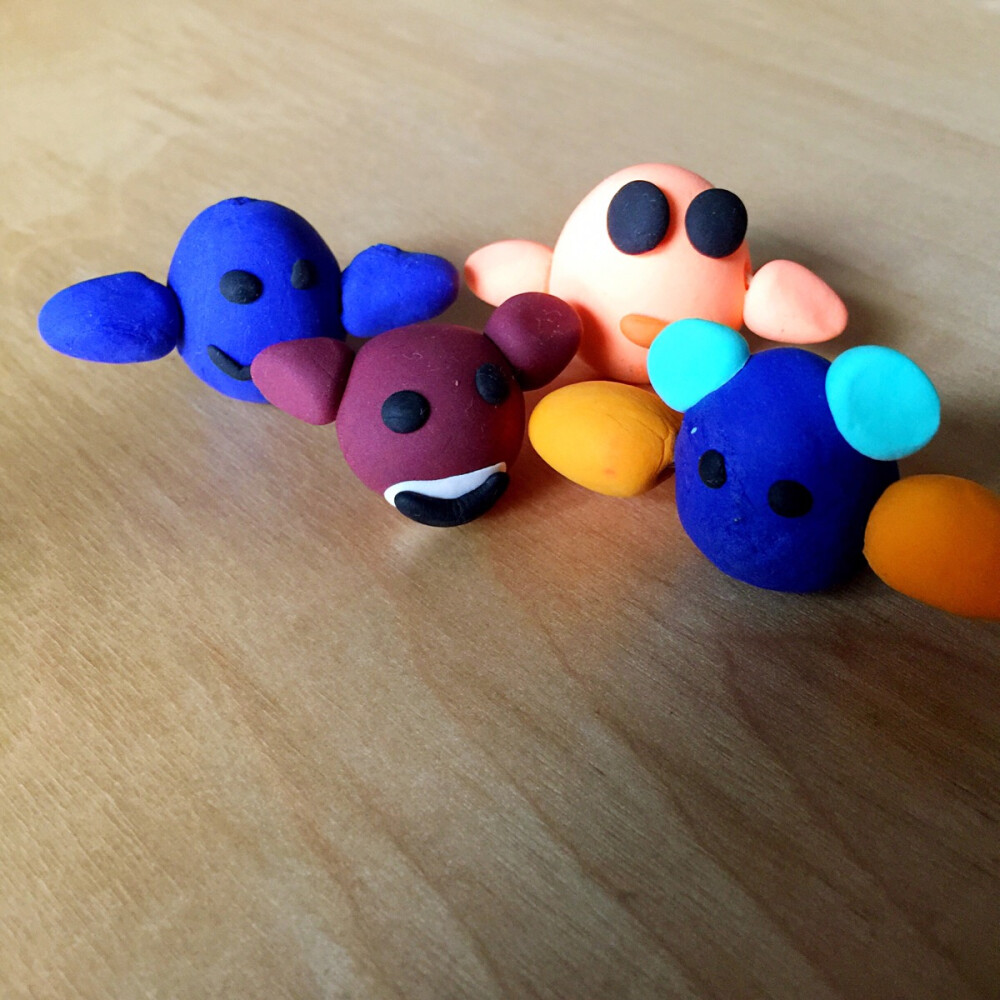 一群怪兽来袭^_^