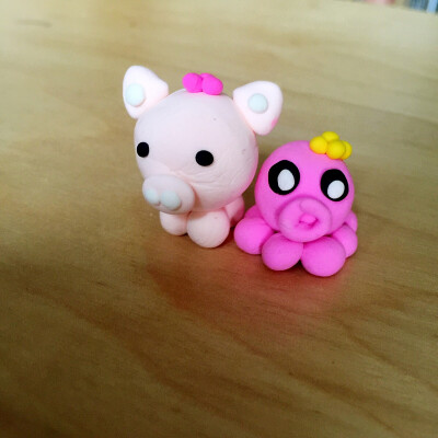 粉小猪和章鱼头。