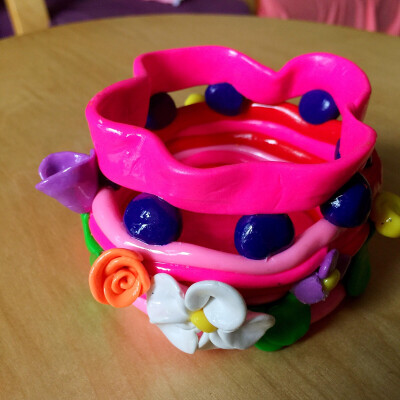 花花笔筒。。。