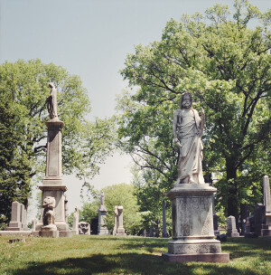 纽约绿茵公墓