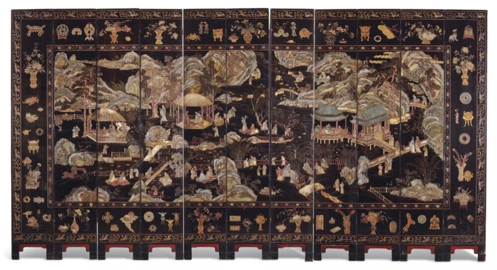 清康熙1692年
款彩山水高士紋祝壽十一扇大屏風
高 285 cm. 寬 48 cm. （每扇） 