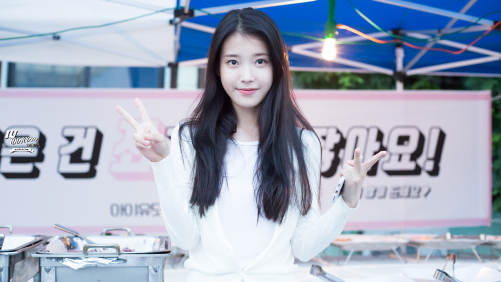 IU 아이유 李知恩 