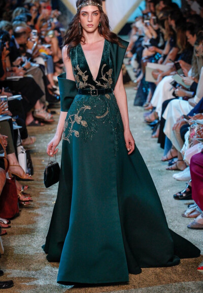 Elie Saab Fall 2017 Couture COLLECTION