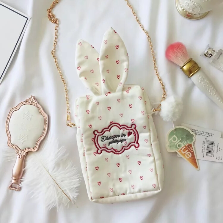 爱心小兔子丝滑刺绣兔耳朵斜挎小包链条包零钱包手机包两用收纳包